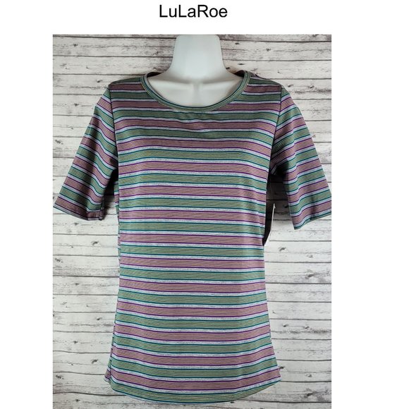 LuLaRoe Tops - Top Sz S Gigi NWT